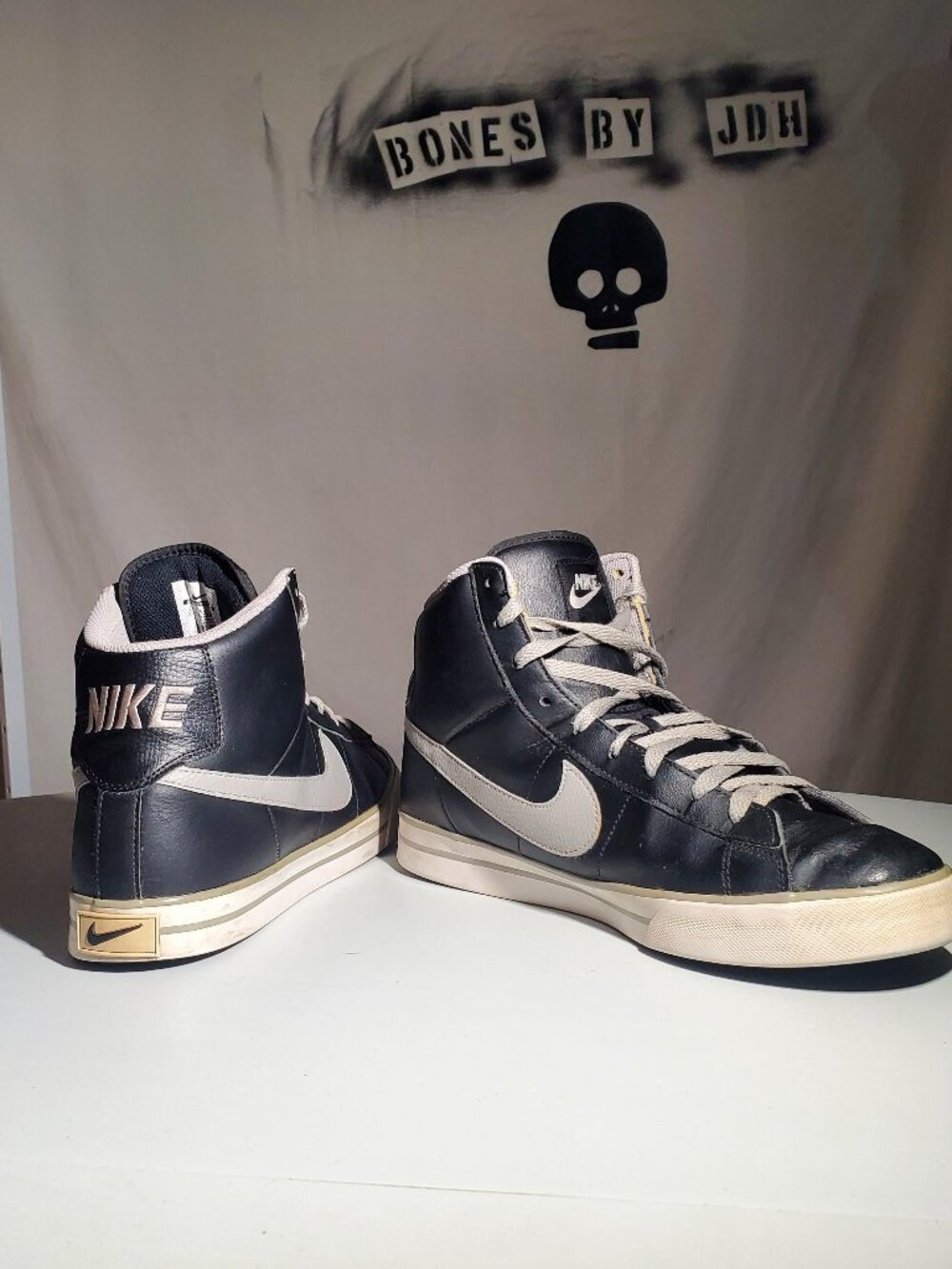 Nike Sweet Classic Leather High Top Shoes Size 11.5 Men's #354701-032